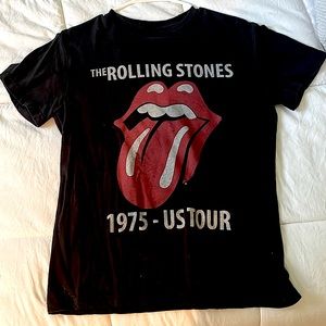 Rolling Stone t-shirt. Size small. Color black